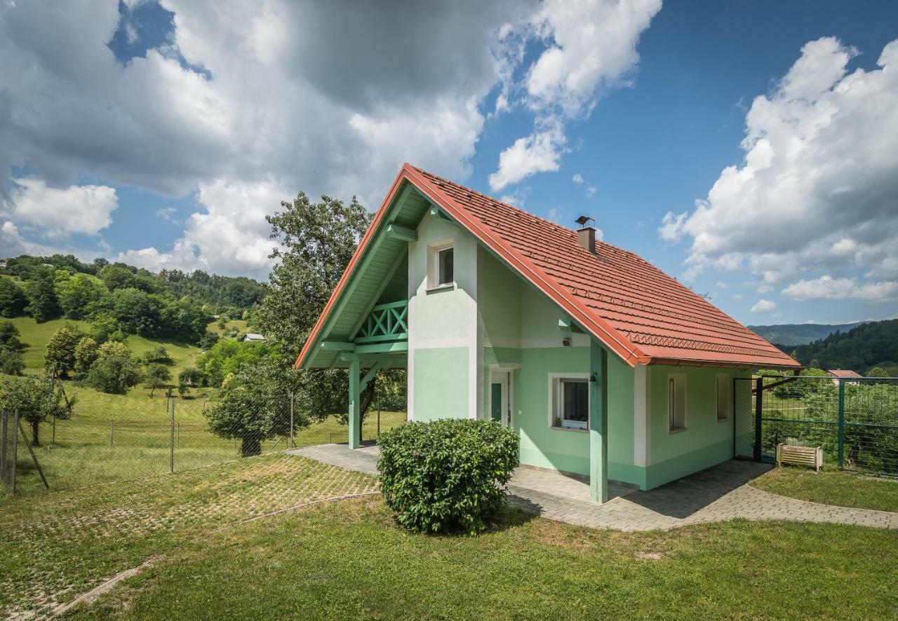 Holiday Home Neokrnjena Narava Sevnica Екстериор снимка